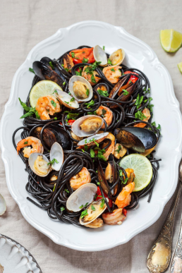 Mussels / Oysters   Scallops